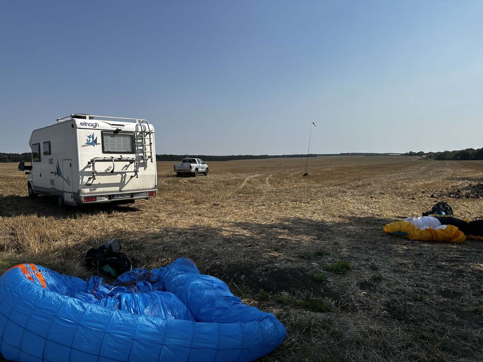 Bulgaria Dobrich flying paragliding